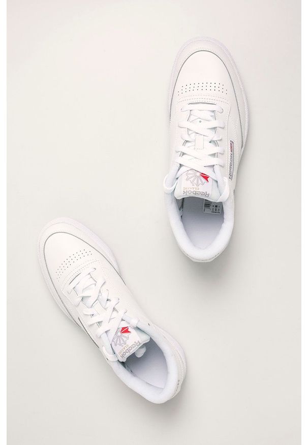 Reebok Classic - Buty skórzane Club C 85. Nosek buta: okrągły. Zapięcie: sznurówki. Kolor: biały. Materiał: skóra. Model: Reebok Classic, Reebok Club