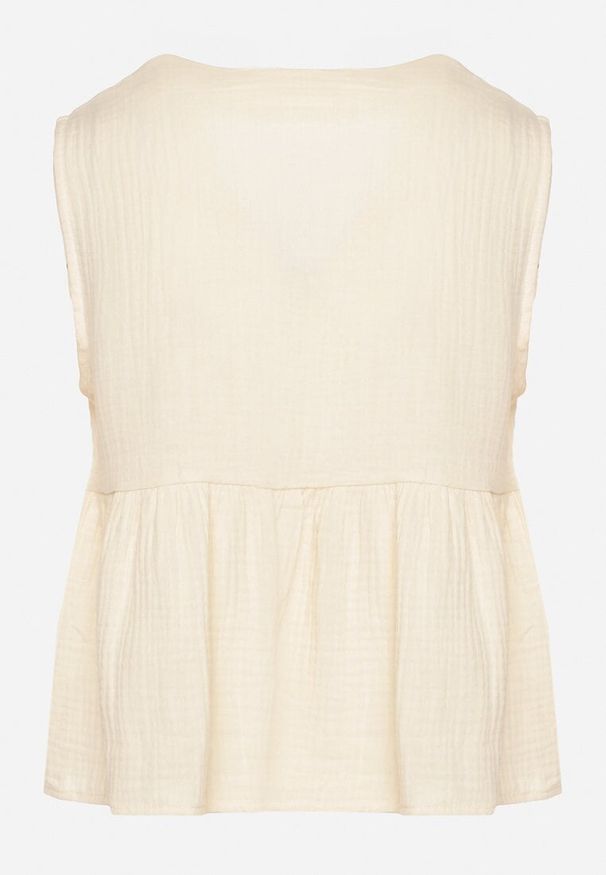 Born2be - Beżowa Bawełniana Bluzka Top z Wiązaniem z Przodu i Lekką Falbanką Furena. Okazja: na co dzień, na imprezę. Typ kołnierza: kołnierz z falbankami. Kolor: beżowy. Materiał: bawełna. Wzór: aplikacja. Styl: elegancki, klasyczny, casual