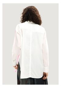 Desigual Koszula Gloss 26SWCW18 Biały Regular Fit. Kolor: biały. Materiał: bawełna #4