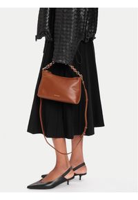 Coccinelle Torebka TBP Coccinelle Gretel E5 TBP 53 01 01 Brązowy. Kolor: brązowy. Materiał: skórzane #1