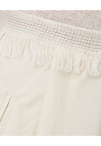 LE TRICOT PERUGIA - Beżowa sukienka z lnem. Kolor: beżowy. Materiał: len. Wzór: aplikacja. Styl: elegancki. Długość: midi #3