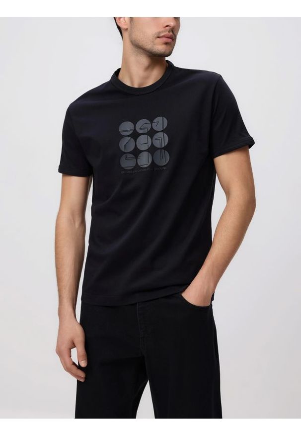 Reserved - T-shirt slim z merceryzowanej bawełny - czarny. Kolor: czarny. Materiał: bawełna