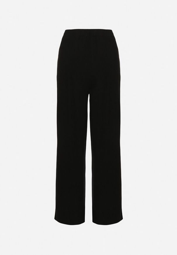 Born2be - Czarne Szerokie Spodnie z Bawełną i Lnem z Wysokim Stanem Sallesta. Okazja: na co dzień. Stan: podwyższony. Kolor: czarny. Materiał: bawełna, len. Styl: casual