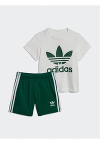 Adidas - adidas Komplet t-shirt i szorty sportowe Trefoil Shorts Tee Set IB8643 Zielony Regular Fit. Kolor: zielony. Materiał: bawełna