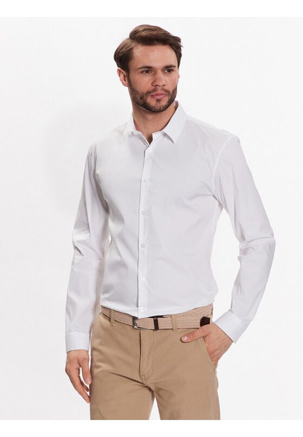 Lindbergh Koszula 30-203172 Biały Slim Fit. Kolor: biały. Materiał: bawełna