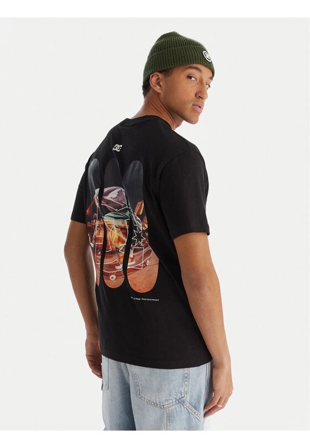 DC Shoes T-Shirt Handy Cam HSS EDYZT04379 Czarny Regular Fit. Kolor: czarny. Materiał: bawełna