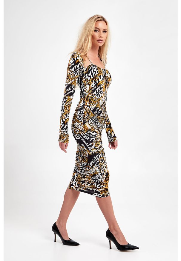 Versace Jeans Couture - Sukienka VERSACE JEANS COUTURE. Typ kołnierza: dekolt w kształcie V. Wzór: napisy, paski