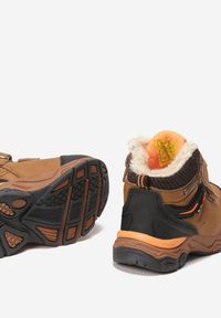 Born2be - Brązowe Botki Traperki na Rzepy Ligal. Okazja: na uczelnię, na co dzień. Zapięcie: rzepy. Kolor: brązowy. Materiał: jeans. Styl: wizytowy, casual, elegancki #3