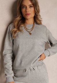 Renee - Szara Bluza Hullu. Okazja: na co dzień. Kolor: szary. Materiał: polar, dzianina, materiał. Długość rękawa: długi rękaw. Długość: długie. Wzór: gładki. Sezon: zima, jesień. Styl: klasyczny, casual