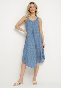 Born2be - Niebieska Rozkloszowana Sukienka z Bawełny w Abstrakcyjny Wzór Ronive. Okazja: na co dzień. Kolor: niebieski. Materiał: bawełna. Typ sukienki: rozkloszowane. Styl: elegancki, casual #4