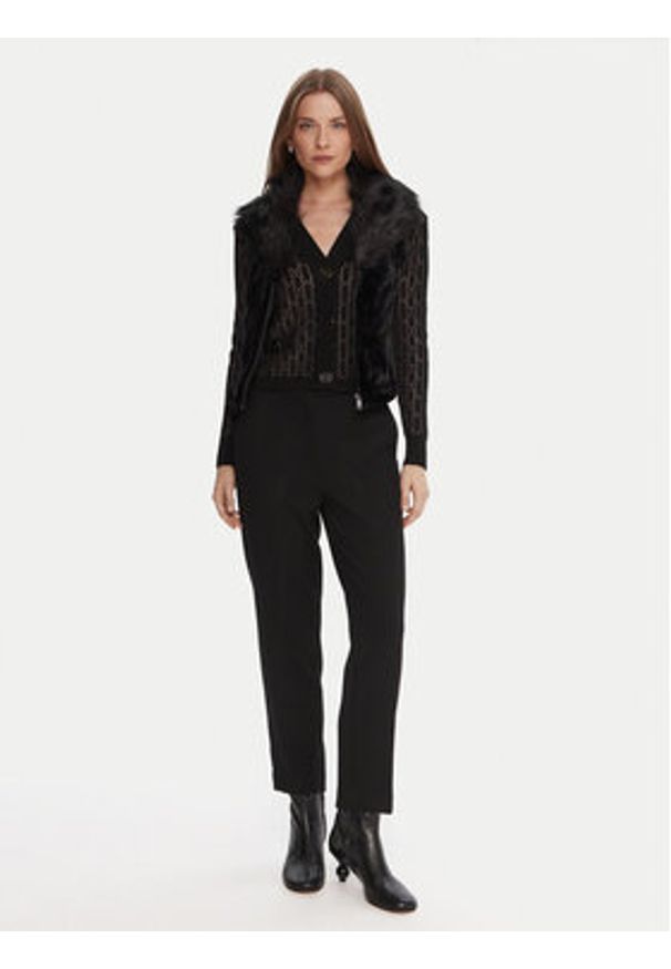 Guess Bezrękawnik W5BL0I KCP70 Czarny Regular Fit. Kolor: czarny. Materiał: syntetyk. Długość rękawa: bez rękawów