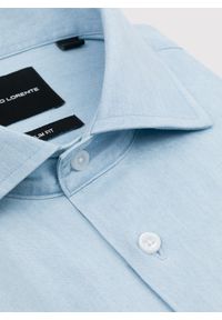 Pako Lorente - PAKO LORENTE - Jasnoniebieska koszula jeansowa. Typ kołnierza: kołnierzyk włoski. Kolor: niebieski. Materiał: jeans. Długość rękawa: długi rękaw. Długość: długie. Wzór: gładki #9