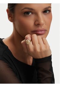Guess Pierścionek JUBR06 192JW Złoty. Materiał: metalowe. Kolor: złoty #3