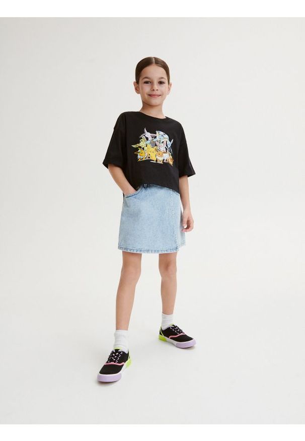 Reserved - T-shirt Pokémon - czarny. Kolor: czarny. Materiał: bawełna. Długość: krótkie