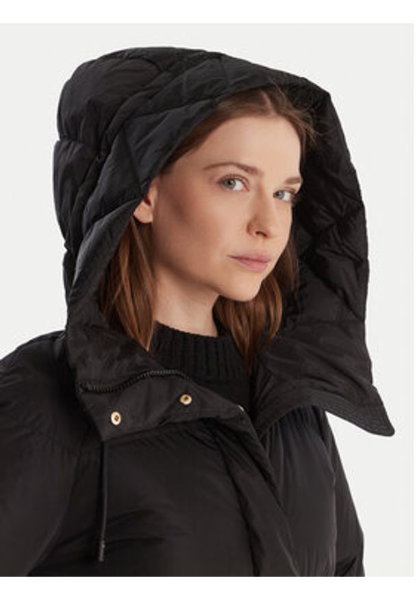 Weekend Max Mara Kurtka puchowa Newbembo 2525496072 Czarny Relaxed Fit. Kolor: czarny. Materiał: syntetyk
