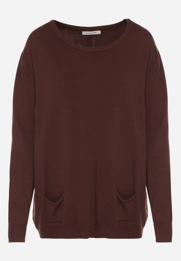 Born2be - Brązowy Sweter z Kaszmirem i Ozdobnymi Kieszeniami Sanarea. Okazja: na co dzień, na spacer. Kolor: brązowy. Materiał: kaszmir. Długość rękawa: długi rękaw. Długość: długie. Styl: klasyczny, casual, elegancki
