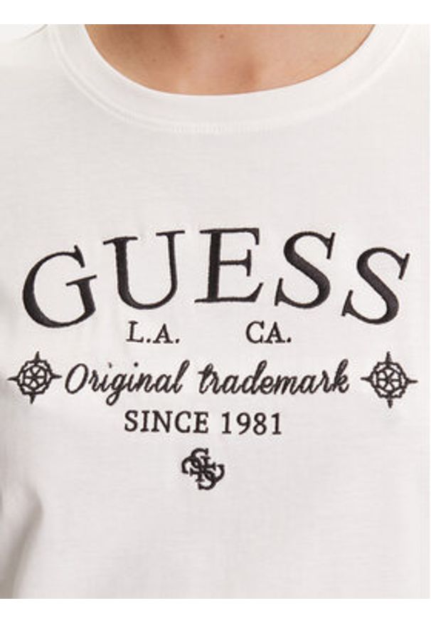 Guess T-Shirt V5YI03 I3Z14 Biały Regular Fit. Kolor: biały. Materiał: bawełna