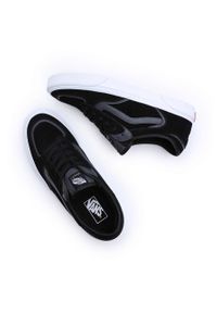 Vans tenisówki zamszowe Rowley Classic kolor czarny VN0009QJKOU1. Nosek buta: okrągły. Zapięcie: sznurówki. Kolor: czarny. Materiał: zamsz. Szerokość cholewki: normalna. Styl: klasyczny #4