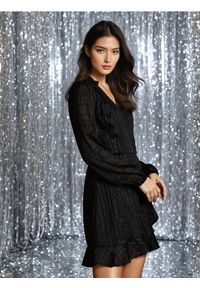 Sinsay - Sukienka mini z wiązaniem - czarny. Kolor: czarny. Styl: elegancki, wizytowy. Długość: mini #1