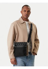 Guess Saszetka HMBENP P6123 Czarny. Kolor: czarny. Materiał: materiał #1