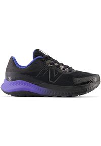 Buty damskie New Balance DynaSoft Nitrel v5 WTNTRTK5 – czarne. Kolor: czarny. Materiał: materiał, syntetyk. Szerokość cholewki: normalna. Sport: bieganie, fitness