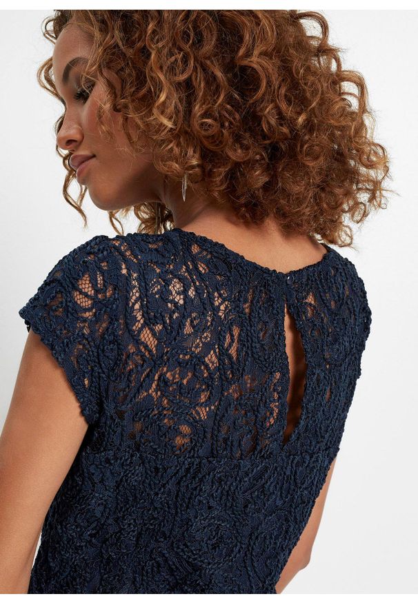 bonprix - Bluzka shirtowa z koronką. Kolor: niebieski. Materiał: koronka. Wzór: koronka. Styl: elegancki