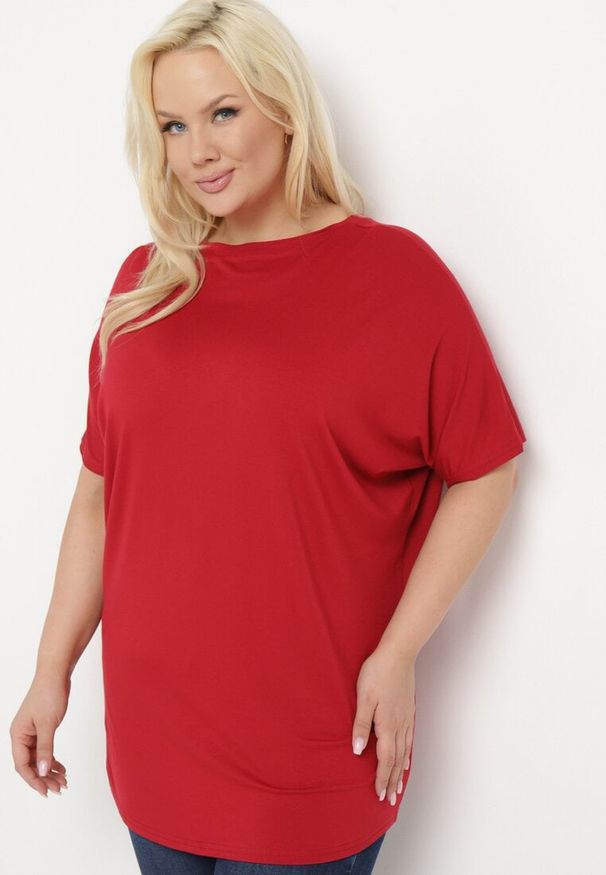 Born2be - Bordowy T-shirt z Rękawami w typie Nietoperza Salilena. Okazja: na co dzień. Kolor: czerwony. Materiał: jeans. Wzór: aplikacja. Styl: casual, elegancki, wizytowy