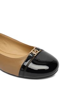 MICHAEL Michael Kors Baleriny Mandy Flat 40F5MAFP1A Beżowy. Kolor: beżowy. Materiał: skóra #3