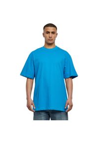 Urban Classics - Koszulka Męska Gładka Taliowana. Kolor: niebieski. Wzór: gładki. Sport: turystyka piesza #1