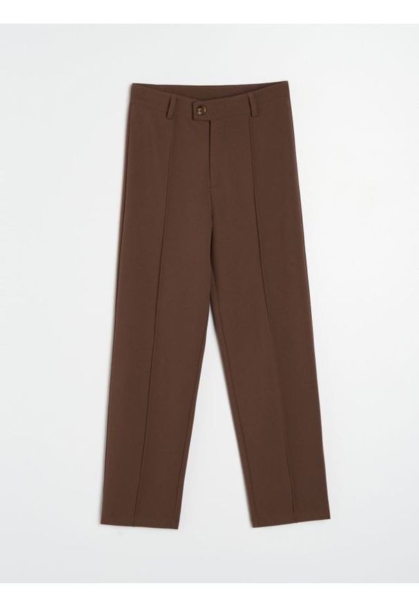 Sinsay - Spodnie cygaretki - brązowy. Kolor: brązowy