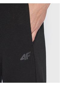 4f - 4F Spodnie dresowe H4Z22-SPMD350 Czarny Regular Fit. Kolor: czarny. Materiał: bawełna, dresówka, syntetyk #4