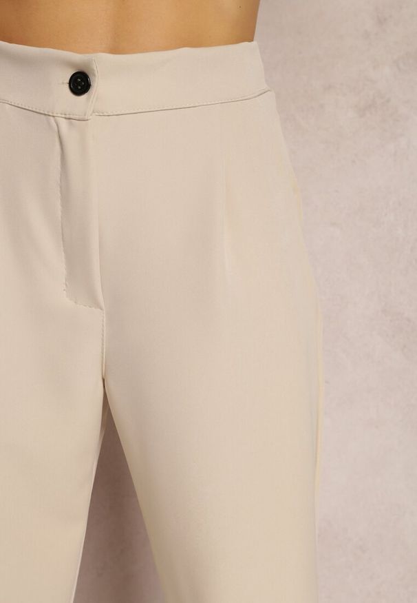 Renee - Beżowe Spodnie Cygaretki Zalko. Okazja: na co dzień. Kolor: beżowy. Styl: klasyczny, casual, elegancki