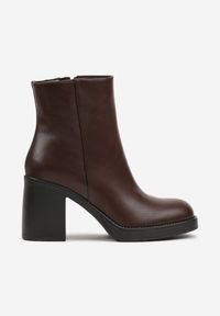 Born2be - Brązowe Minimalistyczne Botki do Kostki na Słupkowym Obcasie Esmeliana. Okazja: na spotkanie biznesowe, do pracy, na co dzień. Kolor: brązowy. Materiał: jeans. Szerokość cholewki: normalna. Obcas: na obcasie. Styl: biznesowy, casual, elegancki. Wysokość obcasa: średni #4