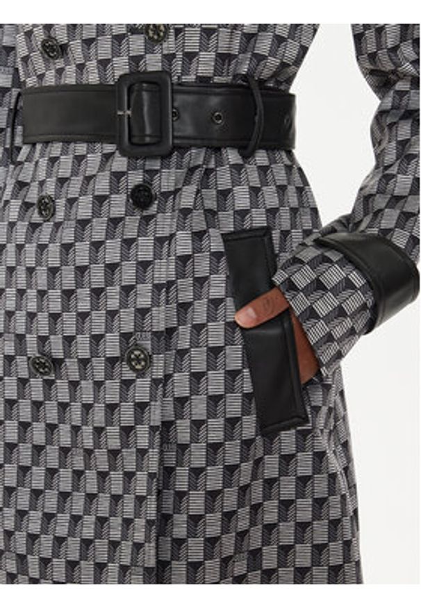 Guess Płaszcz przejściowy Luana W4YL41 WFJ02 Czarny Regular Fit. Kolor: czarny. Materiał: syntetyk