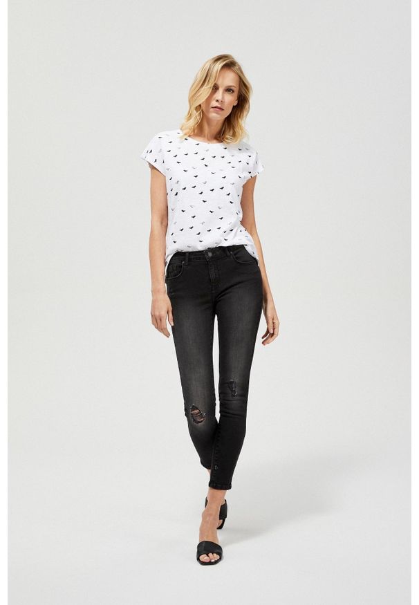 MOODO - Jeansy skinny z przetarciami. Stan: podwyższony. Materiał: jeans. Długość: długie. Wzór: gładki