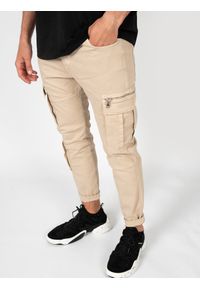 Xagon Spodnie "Cargo Pants" | P24032CR4034 | Mężczyzna | Beżowy. Okazja: na co dzień. Kolor: beżowy. Materiał: elastan, bawełna. Długość: długie. Styl: casual, elegancki