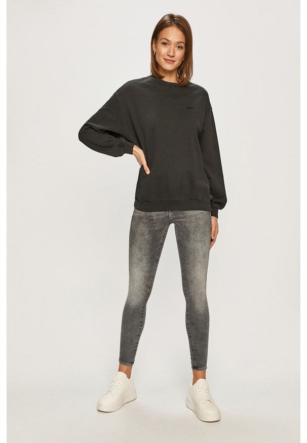 Levi's® - Levi's - Bluza bawełniana. Okazja: na spotkanie biznesowe. Kolor: czarny. Materiał: bawełna. Długość rękawa: długi rękaw. Długość: długie. Styl: biznesowy