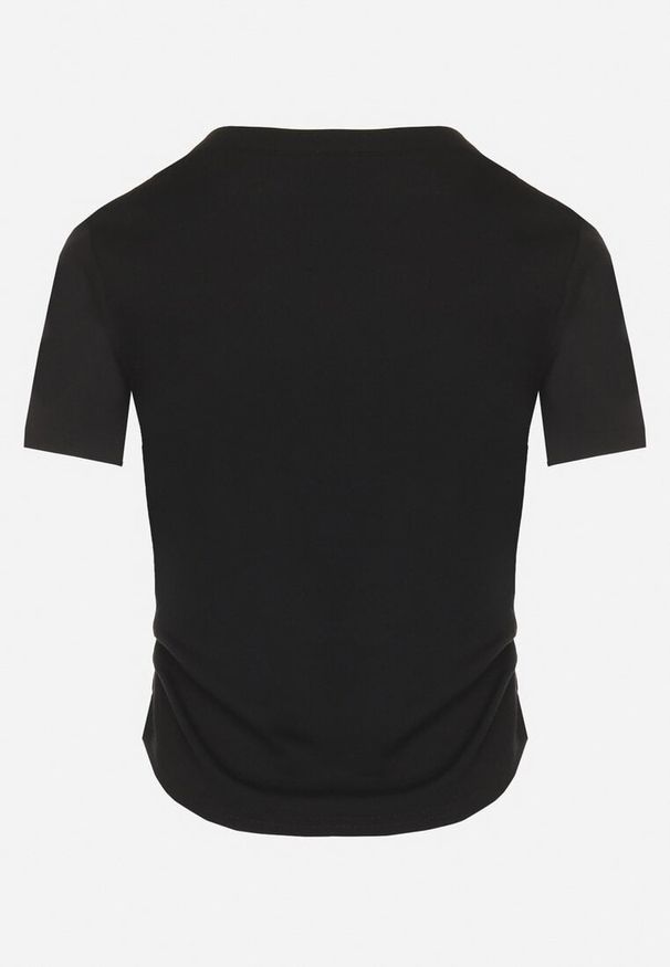 Born2be - Czarny Bawełniany T-shirt Ozdobiony Marszczeniem i Łańcuszkiem Olitrea. Okazja: na co dzień. Kolor: czarny. Materiał: bawełna. Wzór: aplikacja. Styl: casual