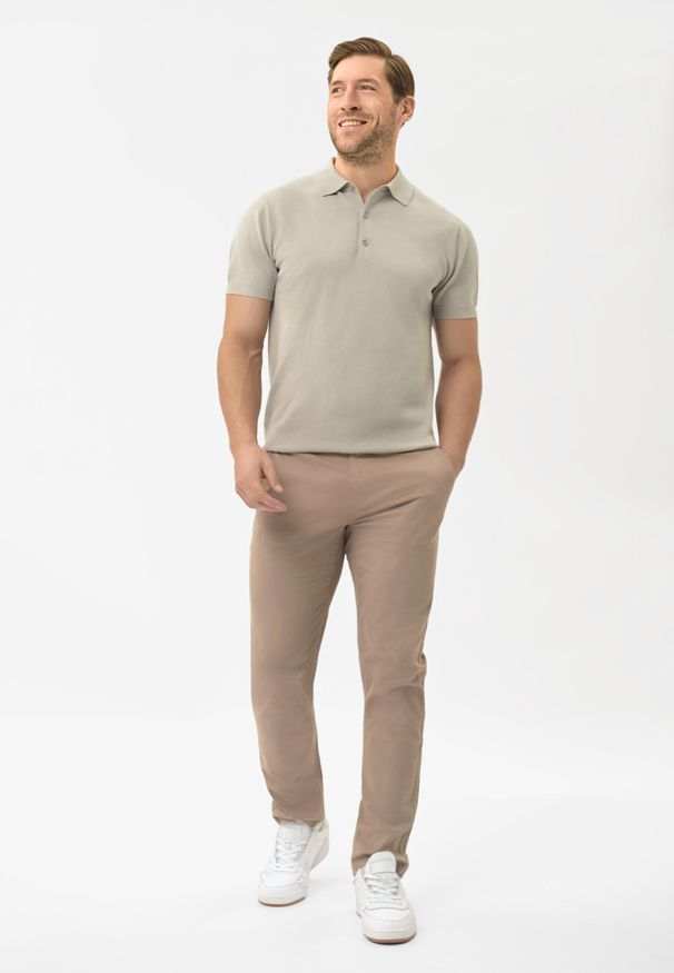 Volcano - Bawełniane spodnie R-JOE. Okazja: na co dzień. Kolor: beżowy. Materiał: bawełna. Styl: elegancki, casual