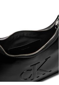 Calvin Klein Torebka Bold Ck Metallic Shoulder Bag LV04F3332G Czarny. Kolor: czarny. Materiał: skórzane #5