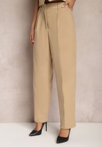 Renee - Beżowe Szerokie Spodnie z Kieszeniami o Garniturowym Kroju Verati. Kolor: beżowy #3