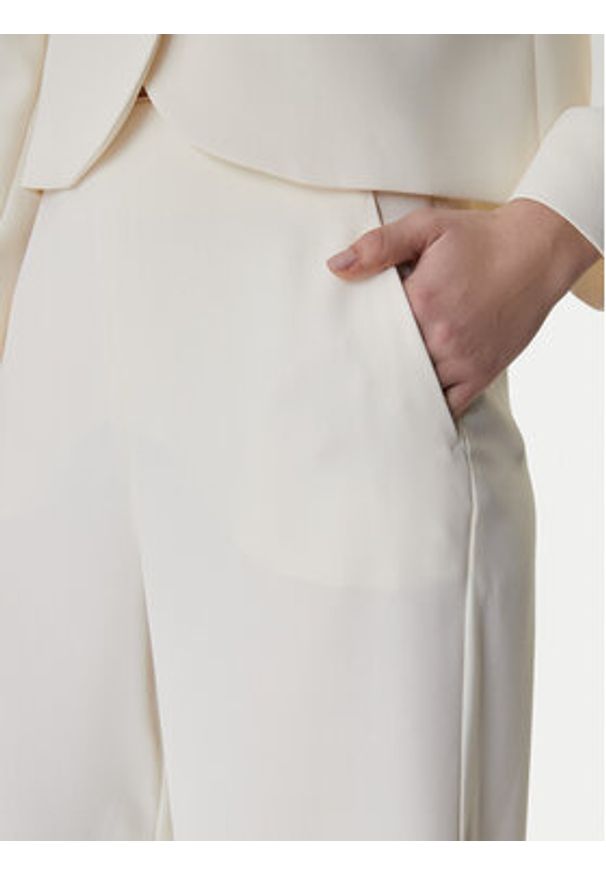 Marella Spodnie palazzo Campo 2613131043 Écru Wide Leg. Kolor: kremowy. Materiał: syntetyk