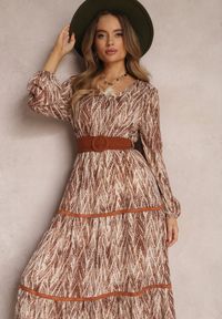 Renee - Brązowa Sukienka z Gumką w Pasie Nossi. Typ kołnierza: dekolt w kształcie V. Kolor: brązowy. Materiał: materiał, tkanina. Styl: boho. Długość: maxi #4