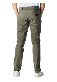 Wrangler - SPODNIE MĘSKIE WRANGLER TEXAS LICHEN GREEN W12SW5X1X #5