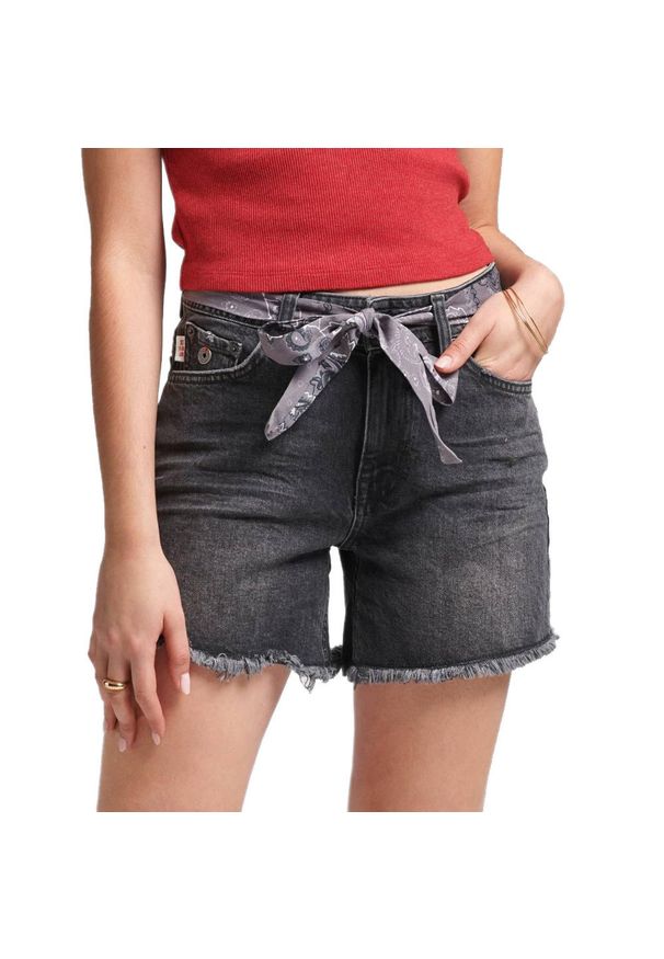 Spodenki turystyczne damskie Superdry Vintage Mid Rise Slim. Kolor: czarny. Materiał: bawełna. Sport: turystyka piesza