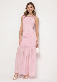 Born2be - Różowa Koktajlowa Sukienka z Wiskozą Ozdobiona Marszczeniem Galapina. Okazja: na imprezę. Kolor: różowy. Materiał: wiskoza. Wzór: aplikacja. Styl: wizytowy #4