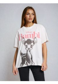 Sinsay - Bawełniana koszulka z nadrukiem Bambi - kremowy. Kolor: kremowy. Materiał: bawełna. Wzór: nadruk #1