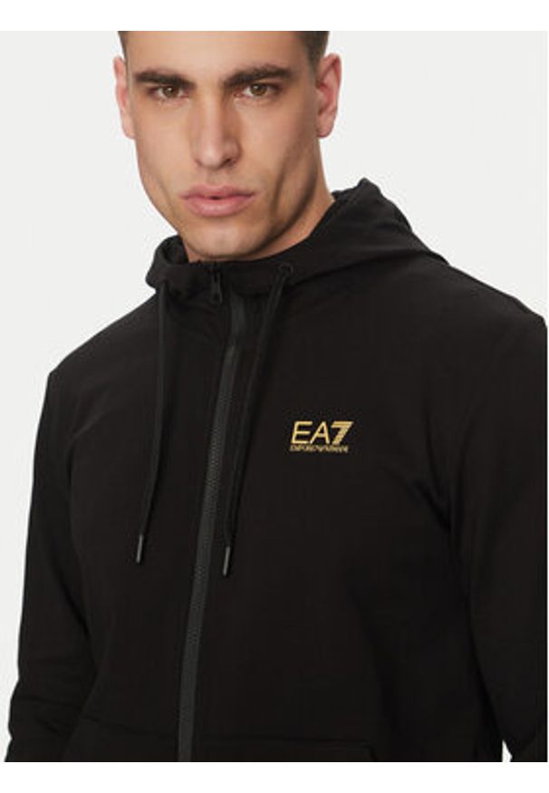 EA7 Emporio Armani Dres 7M001107 AF13512 MC004 Czarny Regular Fit. Kolor: czarny. Materiał: bawełna
