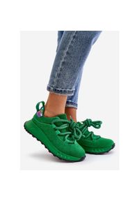 Zamszowe Sneakersy Damskie Z Grubym Sznurowaniem Artiker 55C0099 Zielone. Okazja: na co dzień. Zapięcie: sznurówki. Kolor: zielony. Materiał: zamsz. Obcas: na platformie #9
