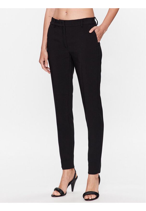 Bruuns Bazaar Spodnie materiałowe Cindy BBW2727 Czarny Slim Fit. Kolor: czarny. Materiał: materiał, syntetyk, wiskoza
